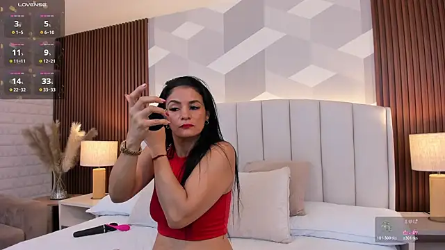 Mommy Naughty online show from October 29, 11:09 am