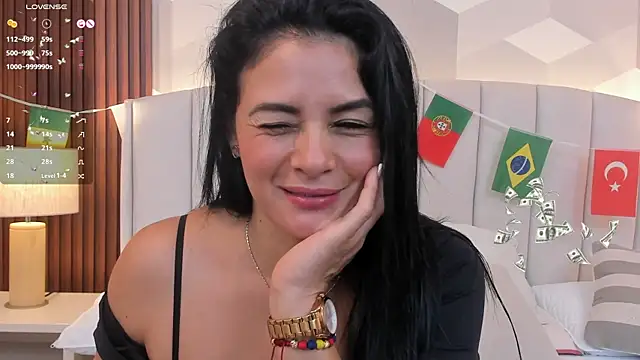 Snapshot of Mommy_Naughty chatting on July 16, 11:18 am Mommy Naughty online show from July 16, 11:18 am
