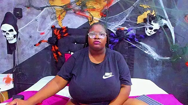 Maiam  Rossi online show from November 7, 1:37 pm