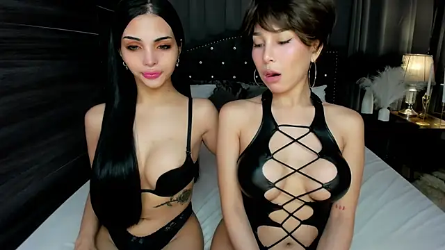 Snapshot of StellaMillers chatting on November 12, 3:21 am StellaMillers online show from November 12, 3:21 am