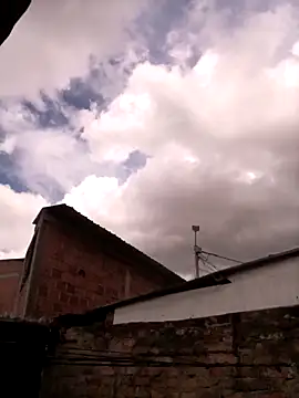 Snapshot of julietta_f chatting on November 6, 5:39 pm julietta f online show from November 6, 5:39 pm