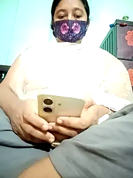 jenyfer709 online show from February 12, 4:01 am