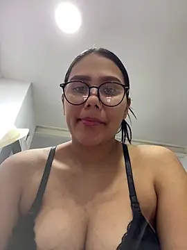 burbuja02 online show from March 7, 8:58 pm