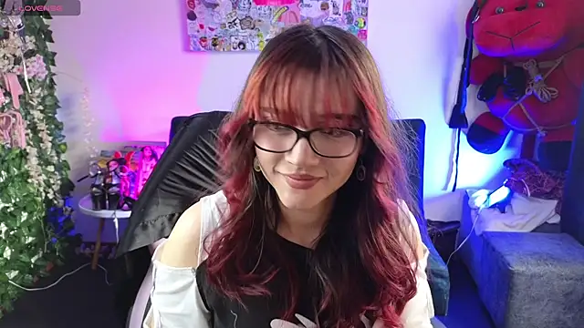 Snapshot of MiaVelvetDoll chatting on July 16, 2:14 pm MiaVelvetDoll online show from July 16, 2:14 pm