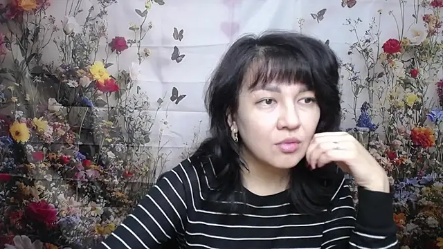 SelenaFly online show from October 4, 11:01 am