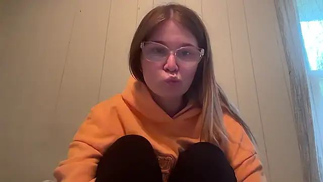 Riley ray69 online show from June 16, 3:45 pm
