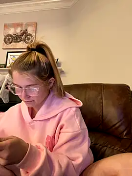 Riley ray69 online show from November 22, 9:02 pm