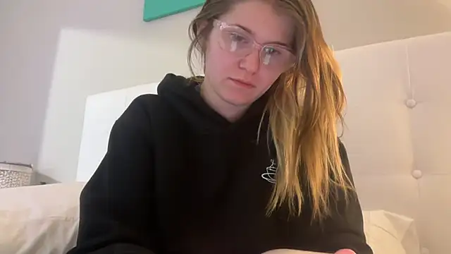 Riley ray69 online show from April 29, 2:49 am
