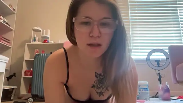 Riley ray69 online show from February 3, 2:33 pm