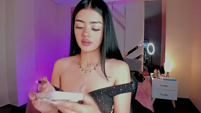 EmmaStonns online show from November 7, 2:54 pm