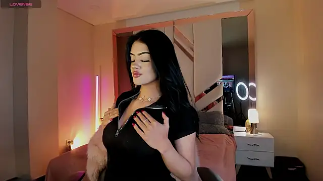 EmmaStonns online show from February 24, 12:28 pm