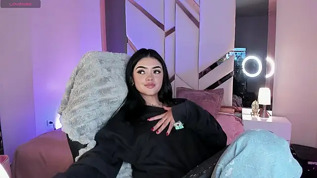 EmmaStonns online show from February 27, 1:55 pm