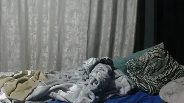 Snapshot of SEXYHUGEASS21 chatting on September 15, 7:36 pm SEXYHUGEASS21 online show from September 15, 7:36 pm