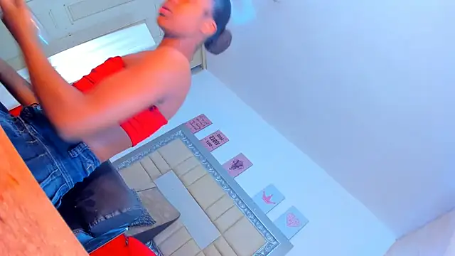 Snapshot of EbonyWildYou chatting on September 17, 1:24 pm EbonyWildYou online show from September 17, 1:24 pm