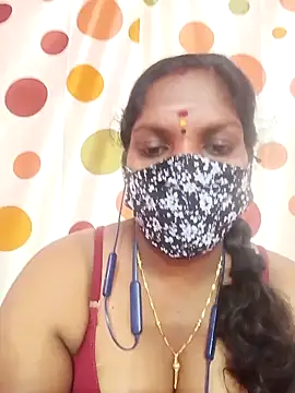 Snapshot of Tamil_Abinaya chatting on December 14, 2:40 am Tamil Abinaya online show from December 14, 2:40 am