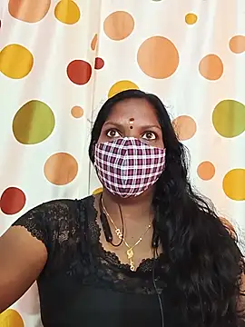 Snapshot of Tamil_Abinaya chatting on July 6, 6:20 am Tamil Abinaya online show from July 6, 6:20 am