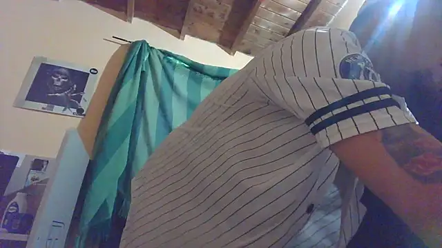 Snapshot of Juuaanp3 chatting on October 28, 12:37 pm Juuaanp3 online show from October 28, 12:37 pm