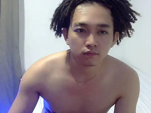 Snapshot of Stud_Aaron chatting on June 10, 12:17 pm Stud Aaron online show from June 10, 12:17 pm