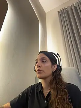 Sophia House  online show from February 3, 1:38 pm