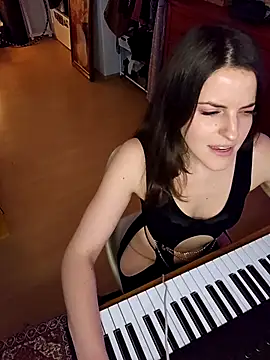 Snapshot of BelleFelicitas chatting on November 14, 5:16 pm BelleFelicitas online show from November 14, 5:16 pm