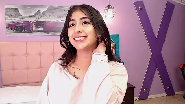 Snapshot of Dulciinea_07_ chatting on October 14, 3:18 am Dulciinea 07 online show from October 14, 3:18 am