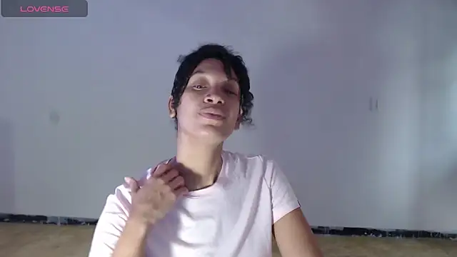 DonnaDidiamantti online show from November 29, 4:07 pm