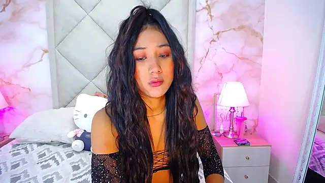 NinaBravura  online show from November 1, 1:16 pm