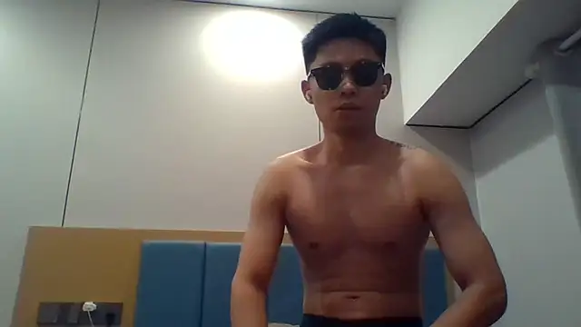 jensenyep online show from October 21, 4:39 pm