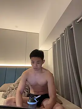 jensenyep online show from December 3, 3:00 pm