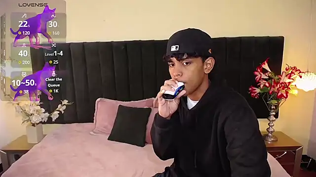 jhos padill online show from October 25, 1:23 pm