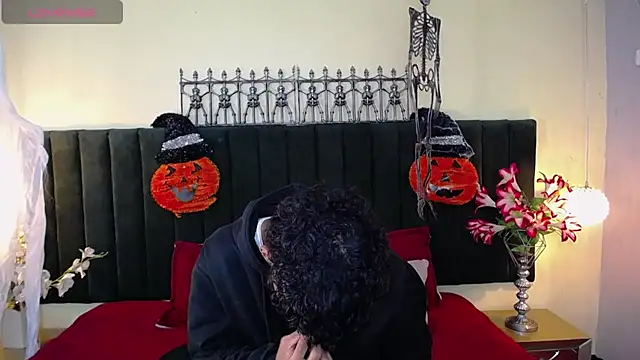 jhos padill online show from November 1, 1:27 pm