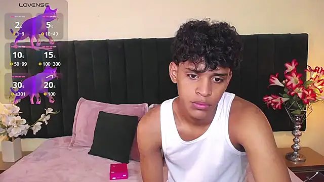 jhos padill online show from October 27, 1:23 pm