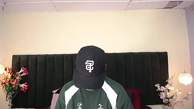 jhos padill online show from February 19, 1:30 pm