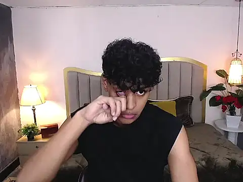 jhos padill online show from December 3, 1:21 pm