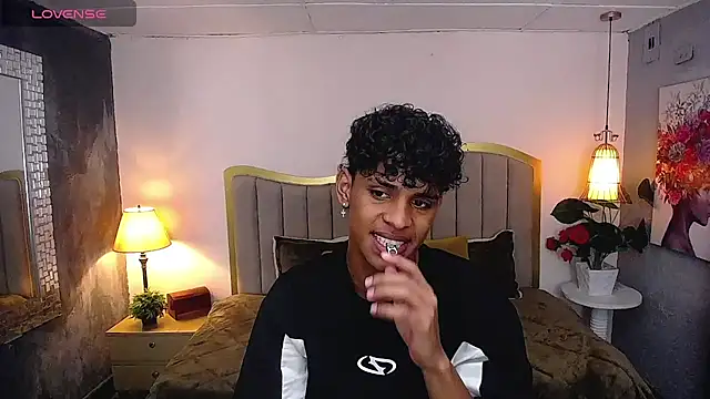 jhos padill online show from December 20, 1:25 pm