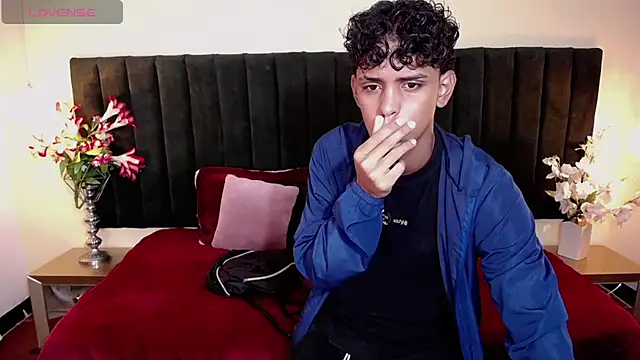 jhos padill online show from February 7, 1:19 pm