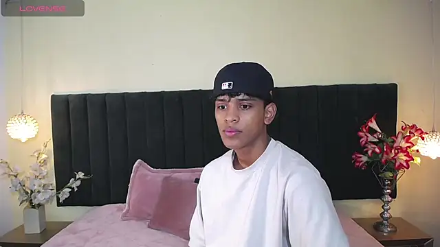 jhos padill online show from October 22, 1:32 pm