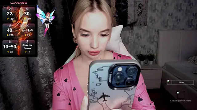 KiraKrox online show from October 20, 6:41 pm