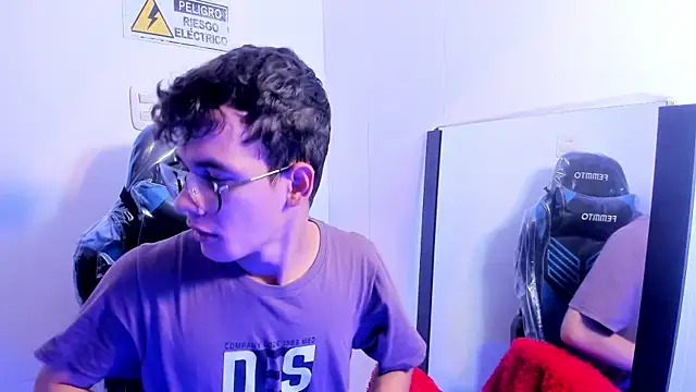 LittleMax23 online show from September 12, 12:05 pm