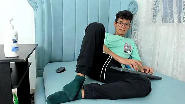 LittleMax23 online show from November 27, 12:27 pm