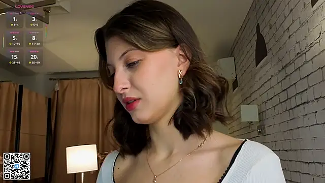 LorinaMaffitt online show from October 22, 6:18 pm