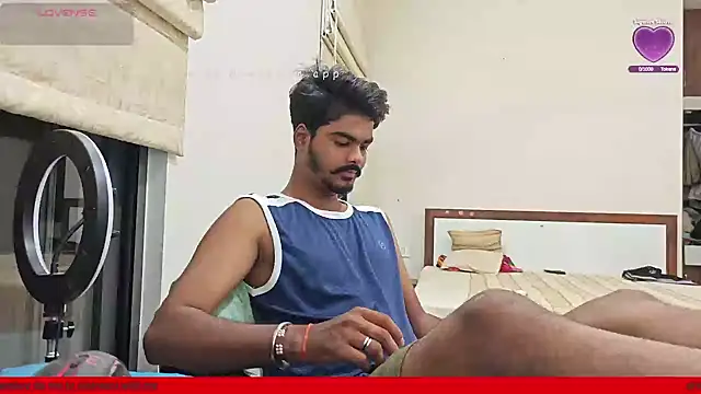Snapshot of mrbuddy85 chatting on October 14, 5:35 pm mrbuddy85 online show from October 14, 5:35 pm