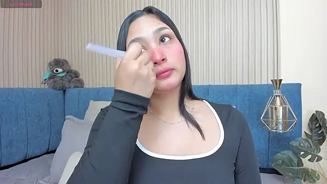 angel ponce online show from March 9, 7:06 pm