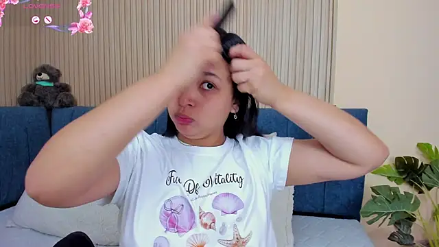 angel ponce online show from November 23, 12:15 pm