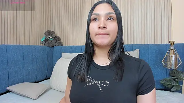 angel ponce online show from March 24, 7:03 pm