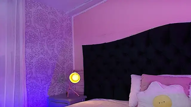 Hada Blue online show from April 15, 7:58 pm