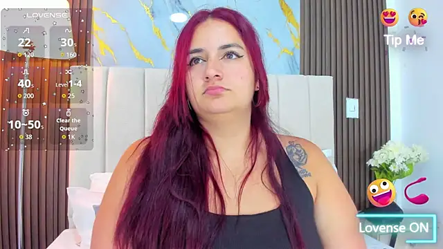 Victoria Guzman online show from April 21, 5:08 pm