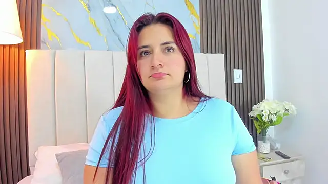 Victoria Guzman online show from June 2, 5:13 pm