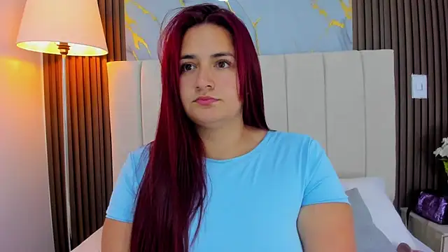 Victoria Guzman online show from May 20, 3:31 pm