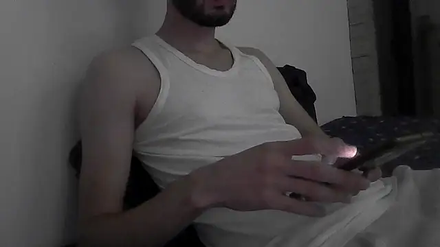 Snapshot of RaoufDz17cm chatting on October 3, 6:20 pm RaoufDz17cm online show from October 3, 6:20 pm